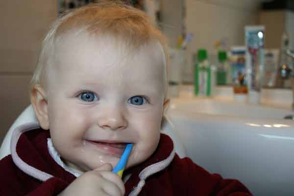 У ребенка режутся зубки… Как помочь?